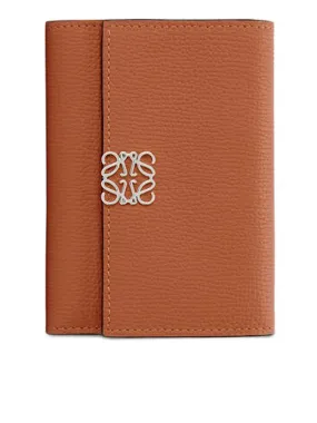 Anagram small vertical wallet in pebble grain calfskin