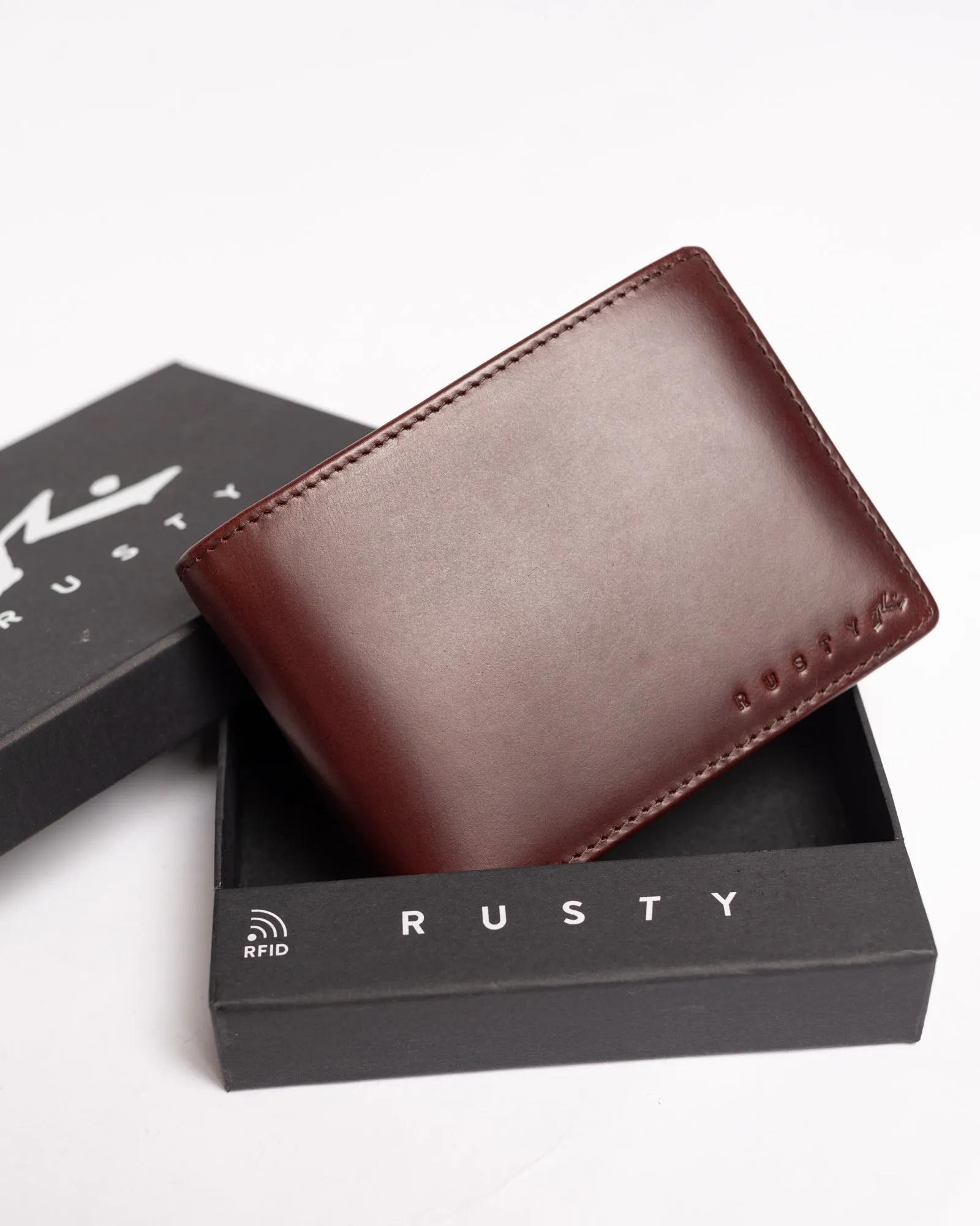 Billetera Rusty High River 2 Leather Wallet Dark Coffee