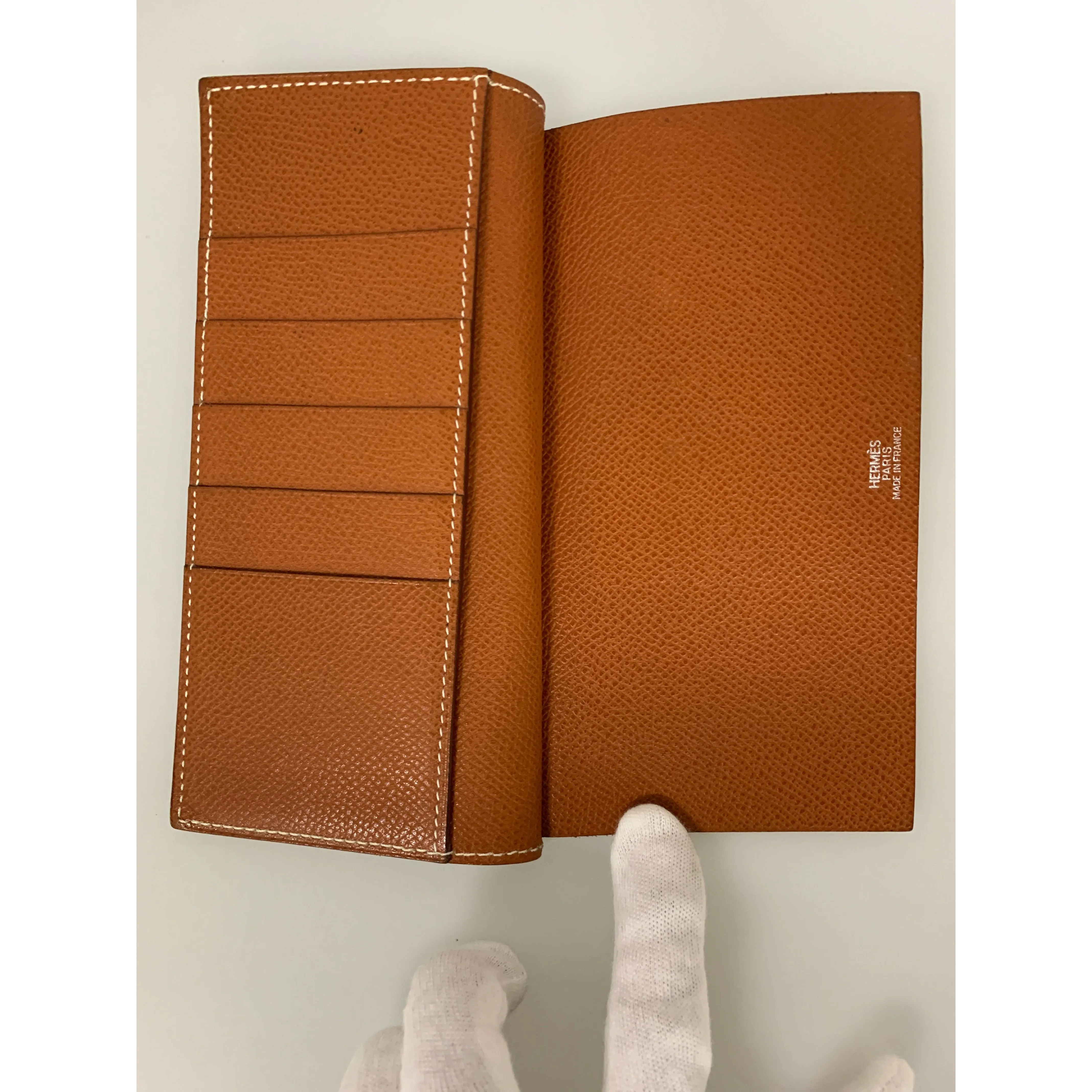 #HERMES/Wallet/BRW/Leather/Plain