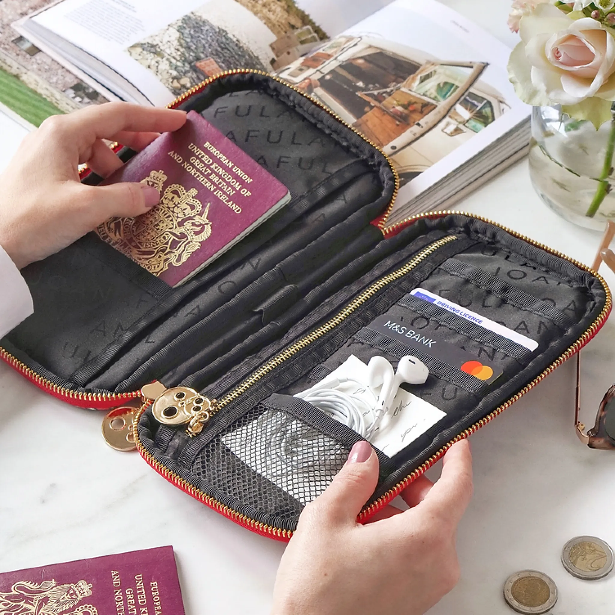 Joana Fulana Travel Wallet | Golden Tassel Collection