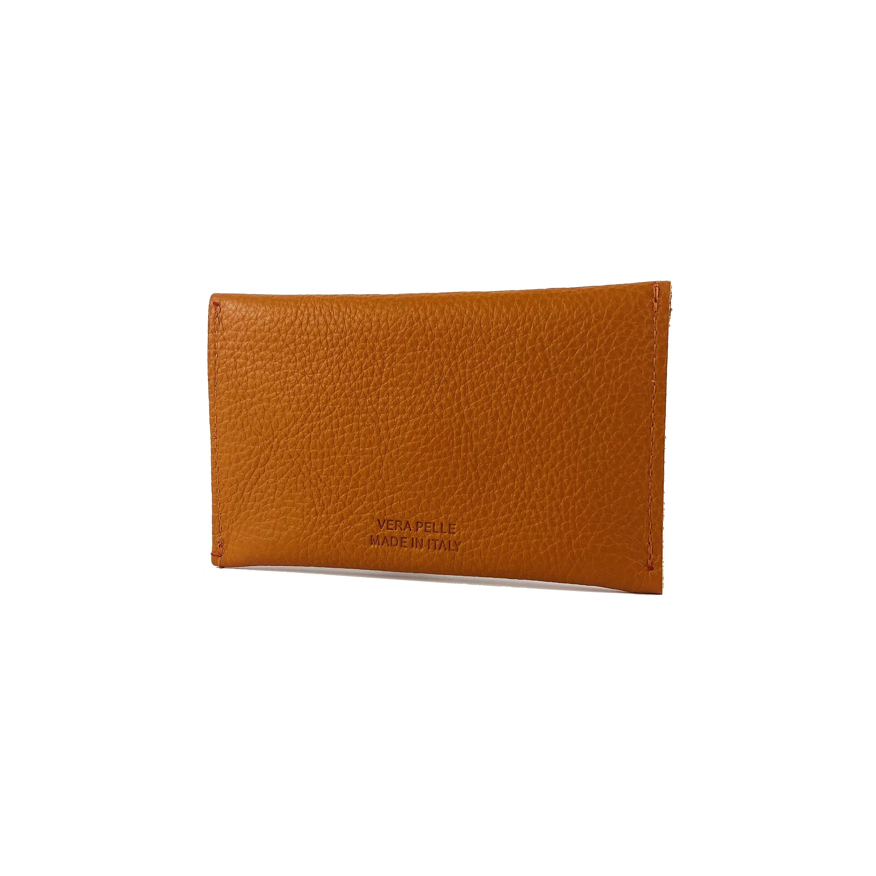 K0040LB | Sachet with flap Made in Italy in genuine full grain leather