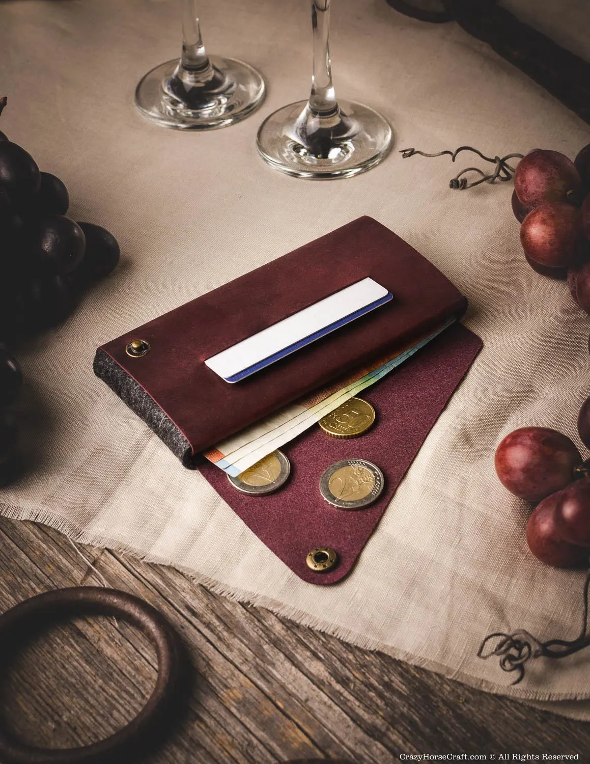 Minimalist leather wallet / phone case | Marsala Wine