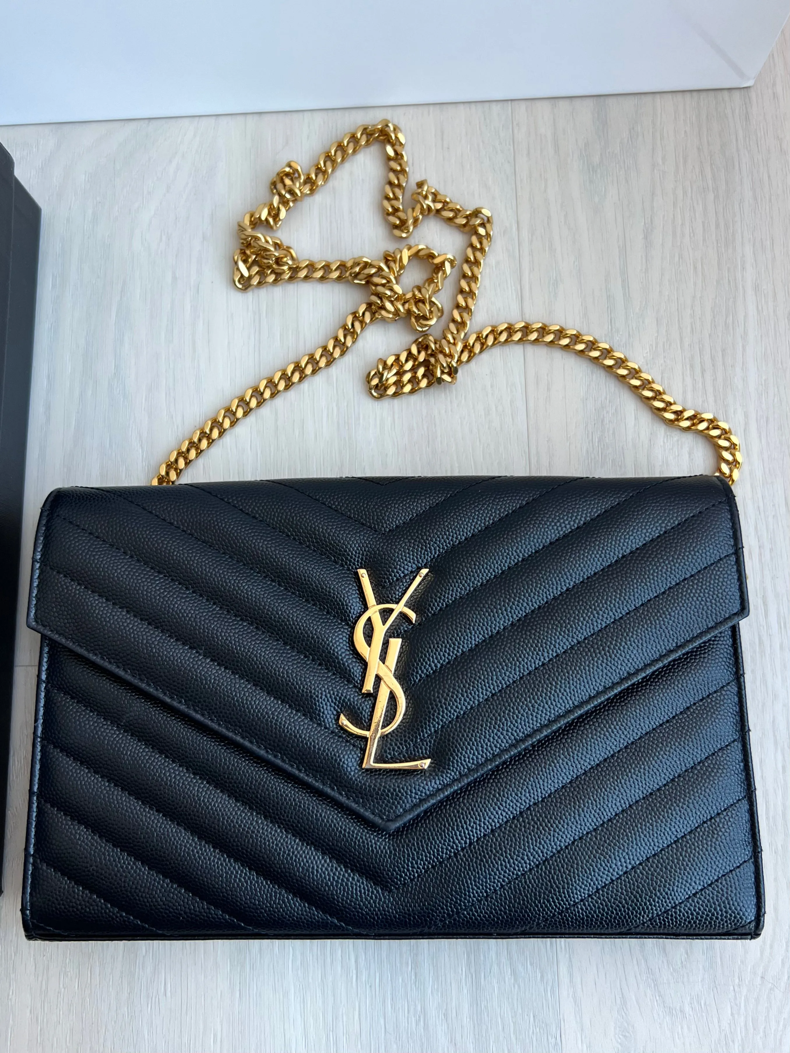 Saint Laurent Large Wallet On Chain