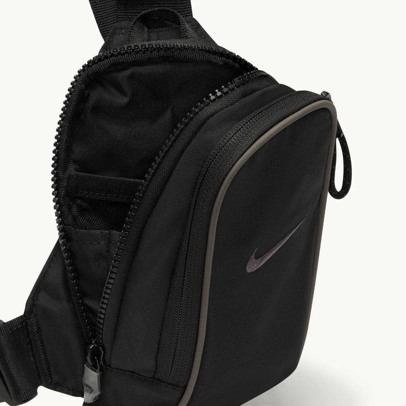 Sportswear Essentials Crossbody - Black