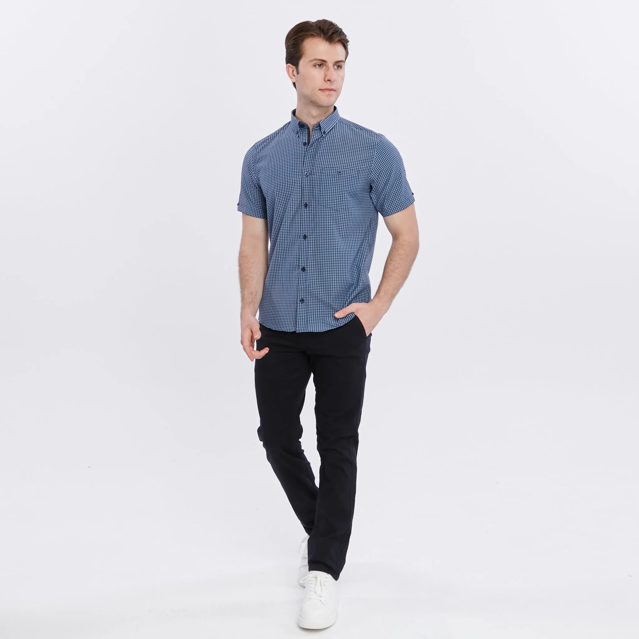 Xact Men's Gingham Check Shirt with Button-Down Collar - Short Sleeved